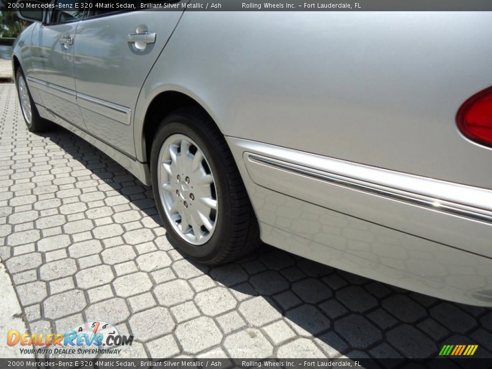 2000 Mercedes-Benz E 320 4Matic Sedan Brilliant Silver Metallic / Ash Photo #10
