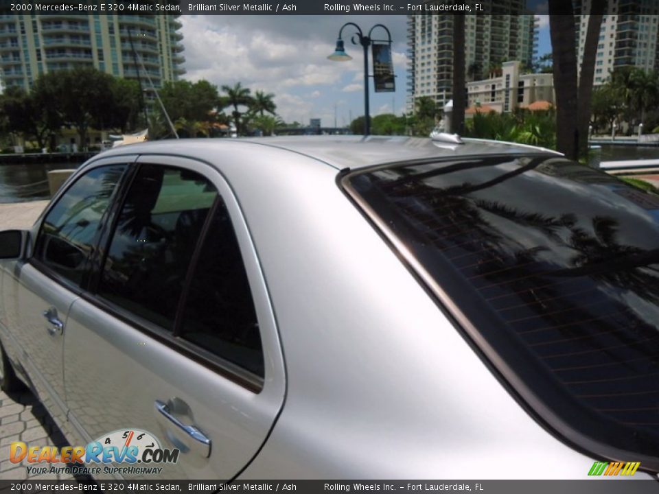2000 Mercedes-Benz E 320 4Matic Sedan Brilliant Silver Metallic / Ash Photo #15