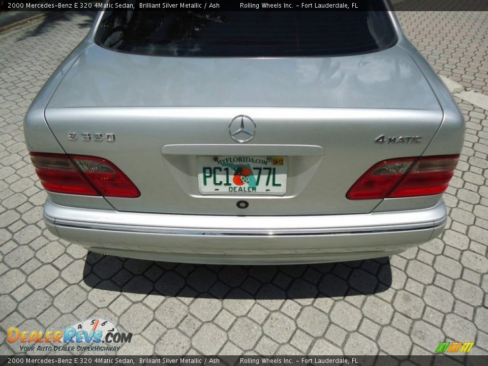 2000 Mercedes-Benz E 320 4Matic Sedan Brilliant Silver Metallic / Ash Photo #27