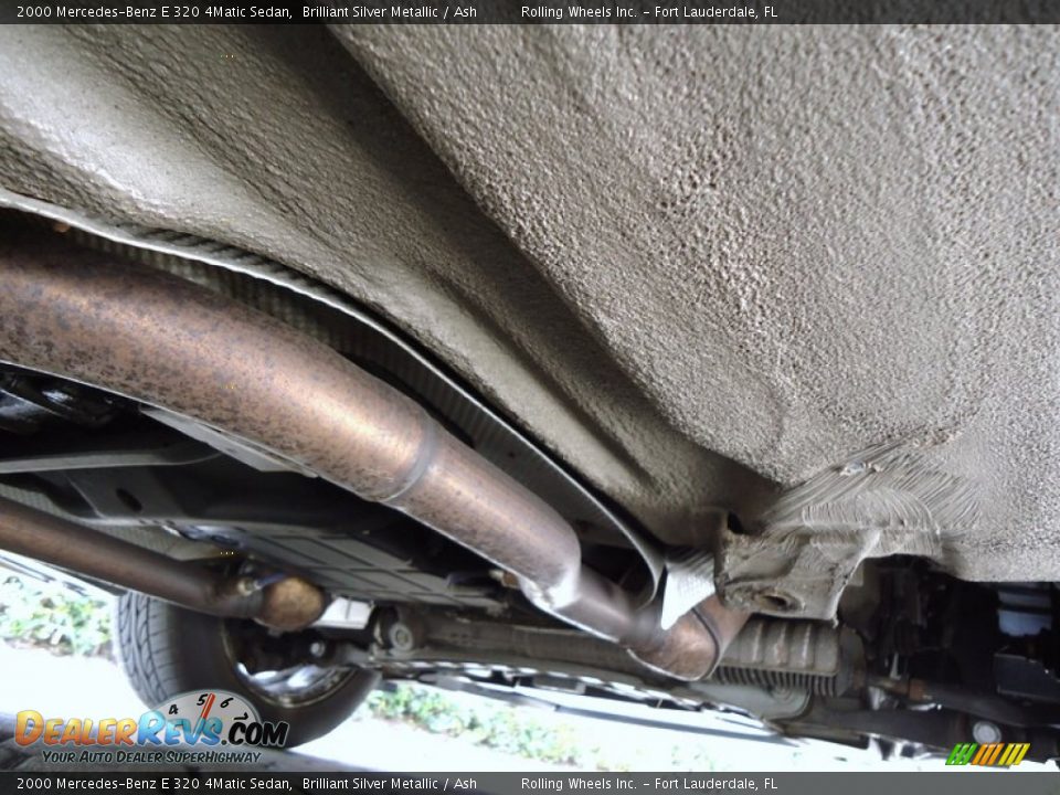 2000 Mercedes-Benz E 320 4Matic Sedan Brilliant Silver Metallic / Ash Photo #33