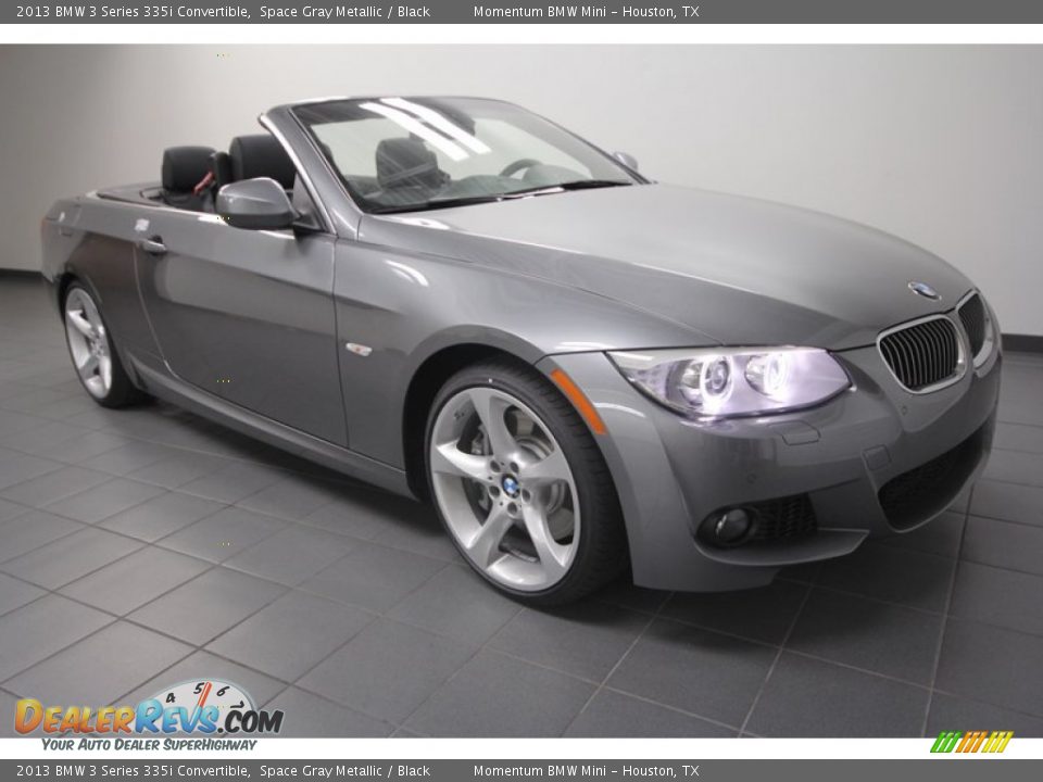 Front 3/4 View of 2013 BMW 3 Series 335i Convertible Photo #1