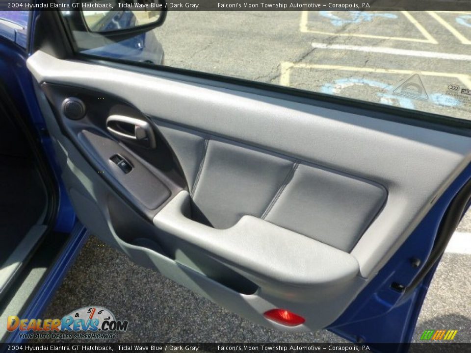 2004 Hyundai Elantra GT Hatchback Tidal Wave Blue / Dark Gray Photo #12