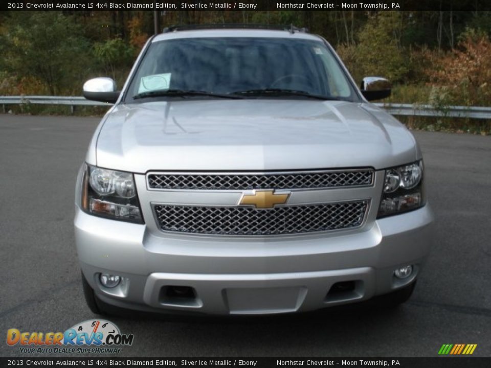 2013 Chevrolet Avalanche LS 4x4 Black Diamond Edition Silver Ice Metallic / Ebony Photo #3