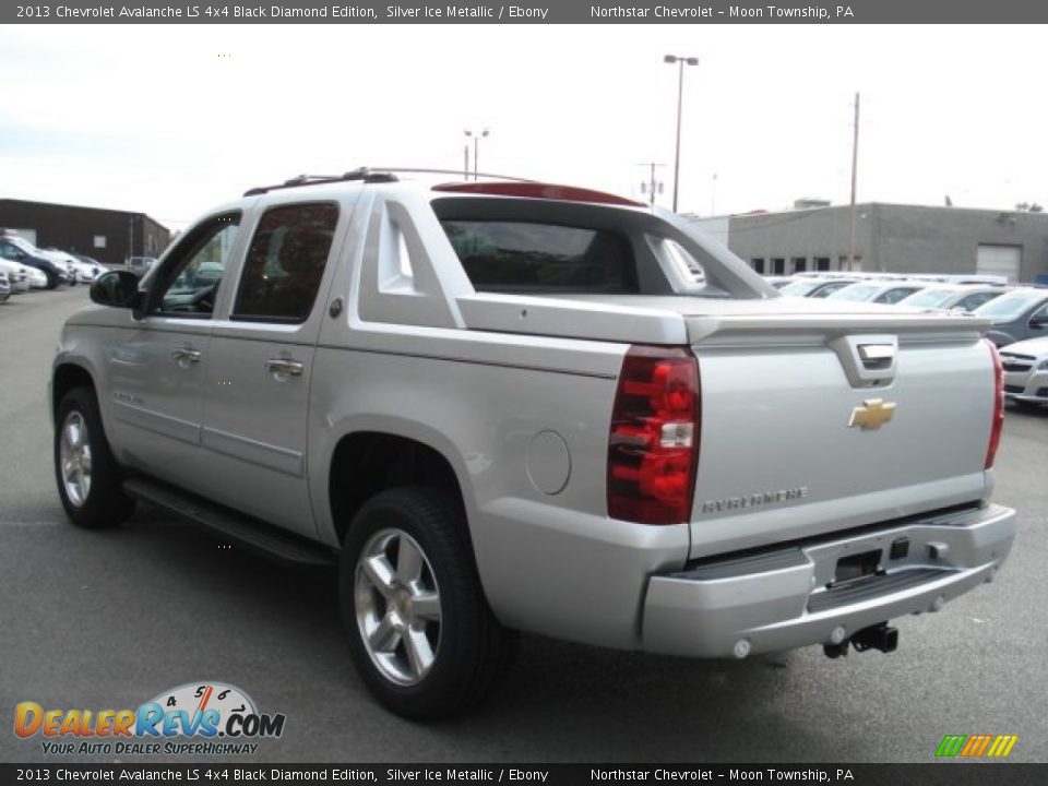 2013 Chevrolet Avalanche LS 4x4 Black Diamond Edition Silver Ice Metallic / Ebony Photo #6