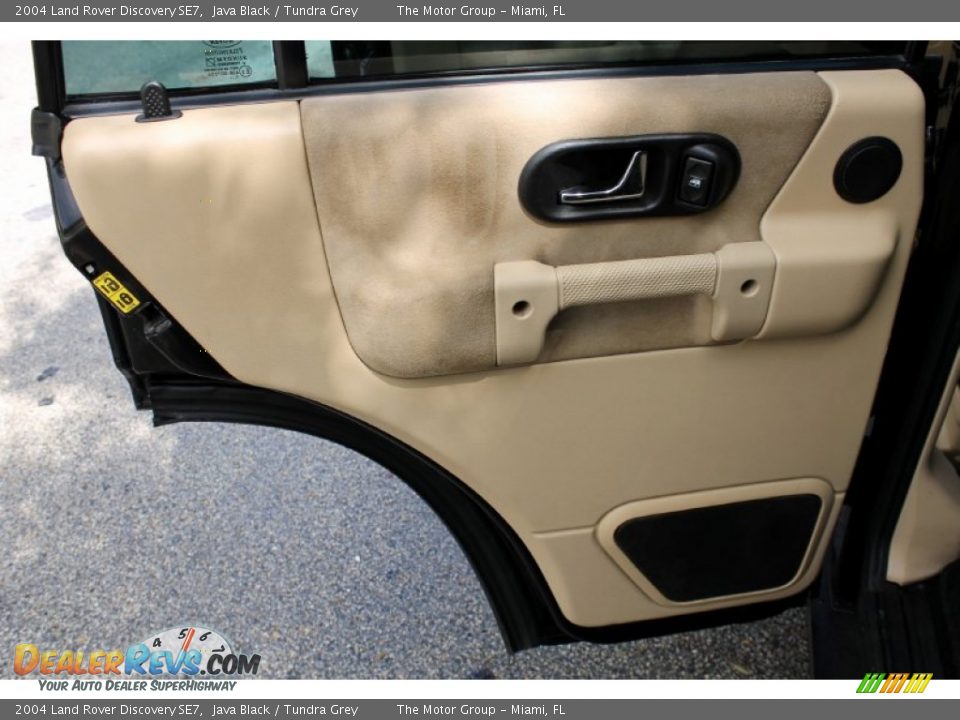 2004 Land Rover Discovery SE7 Java Black / Tundra Grey Photo #29