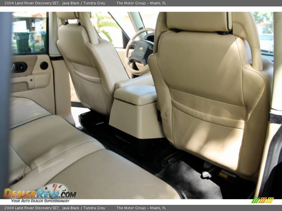 2004 Land Rover Discovery SE7 Java Black / Tundra Grey Photo #32
