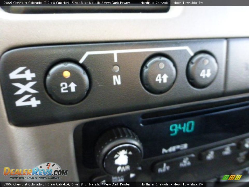 2006 Chevrolet Colorado LT Crew Cab 4x4 Silver Birch Metallic / Very Dark Pewter Photo #17