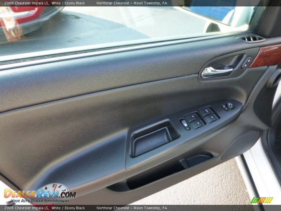 2006 Chevrolet Impala LS White / Ebony Black Photo #14