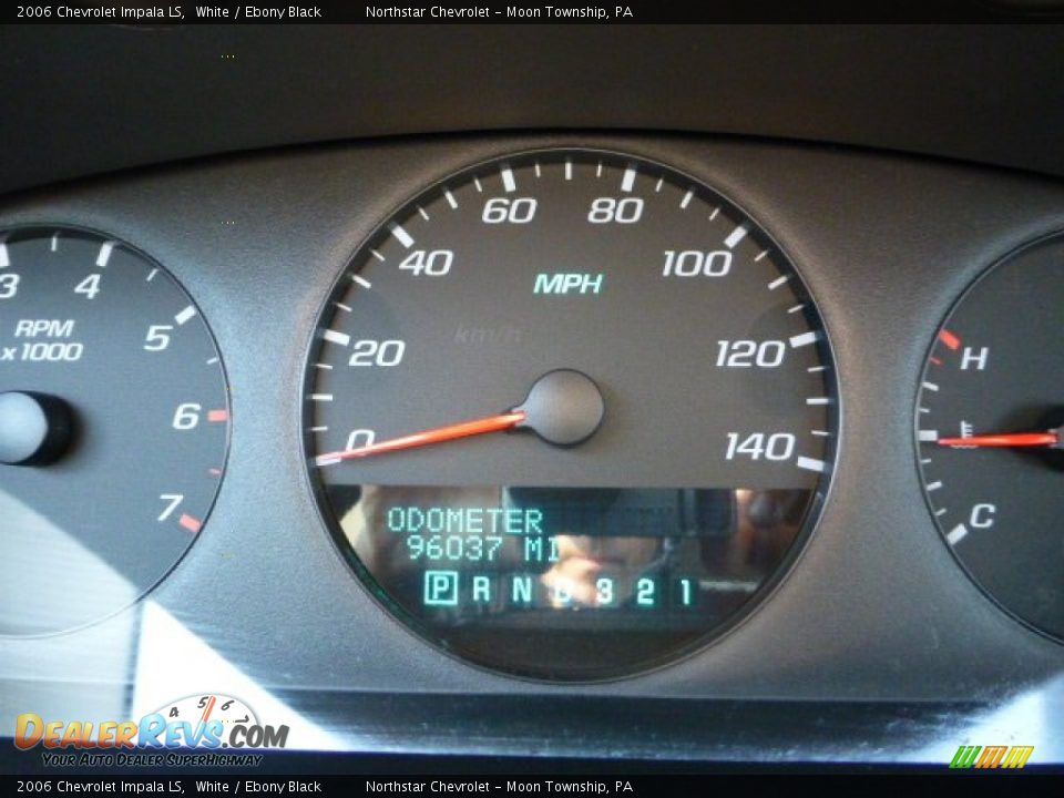 2006 Chevrolet Impala LS White / Ebony Black Photo #20