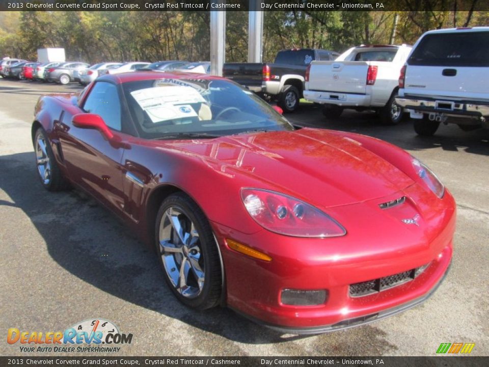 Front 3/4 View of 2013 Chevrolet Corvette Grand Sport Coupe Photo #9