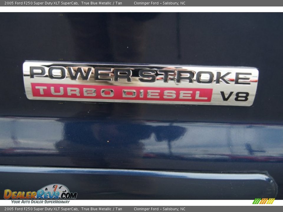 2005 Ford F250 Super Duty XLT SuperCab True Blue Metallic / Tan Photo #17