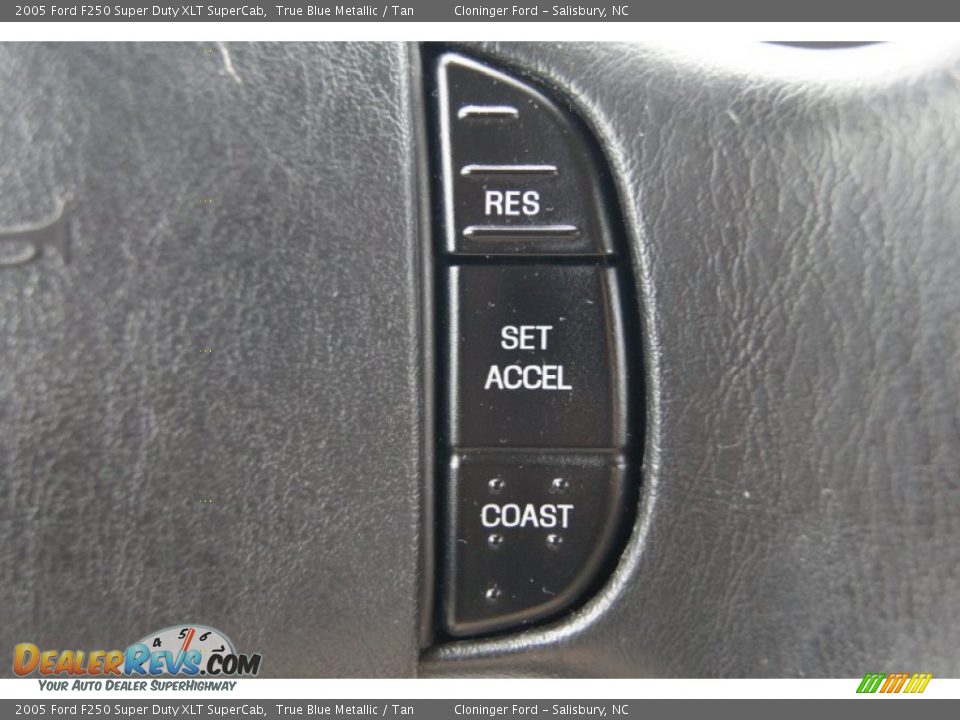 2005 Ford F250 Super Duty XLT SuperCab True Blue Metallic / Tan Photo #26