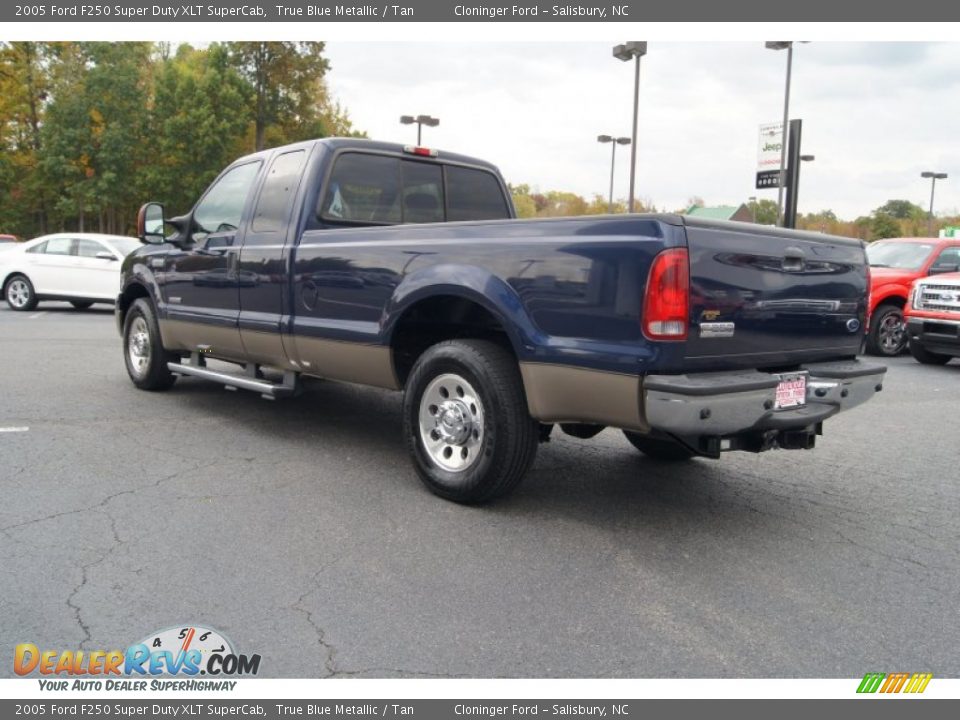 2005 Ford F250 Super Duty XLT SuperCab True Blue Metallic / Tan Photo #36