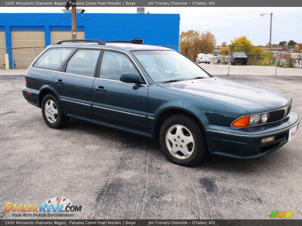 Panama Green Pearl Metallic 1995 Mitsubishi Diamante Wagon Photo #2
