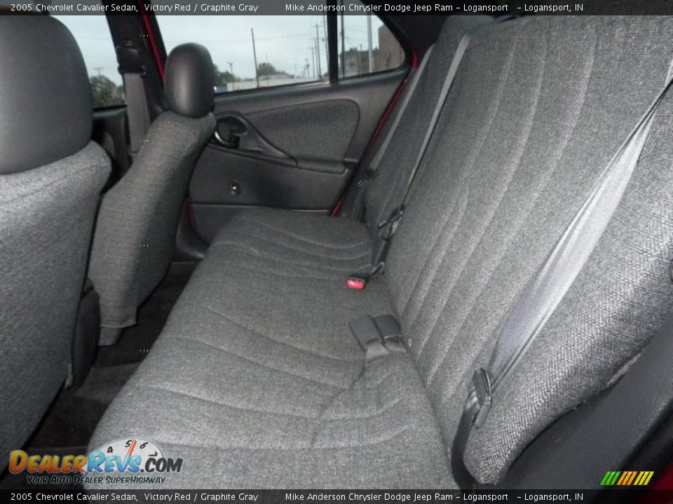 2005 Chevrolet Cavalier Sedan Victory Red / Graphite Gray Photo #7