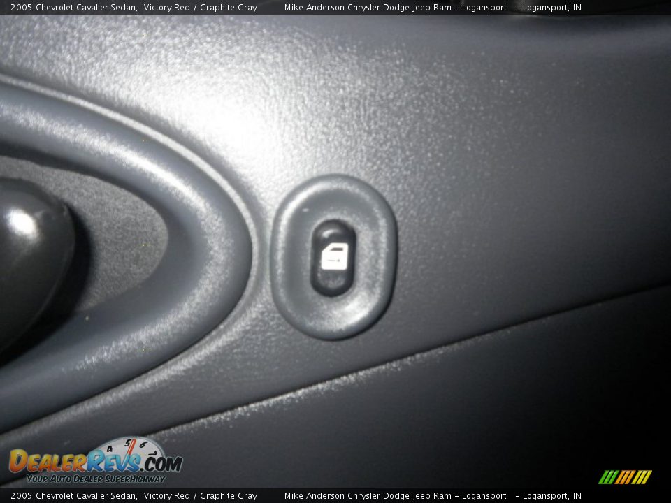 2005 Chevrolet Cavalier Sedan Victory Red / Graphite Gray Photo #9