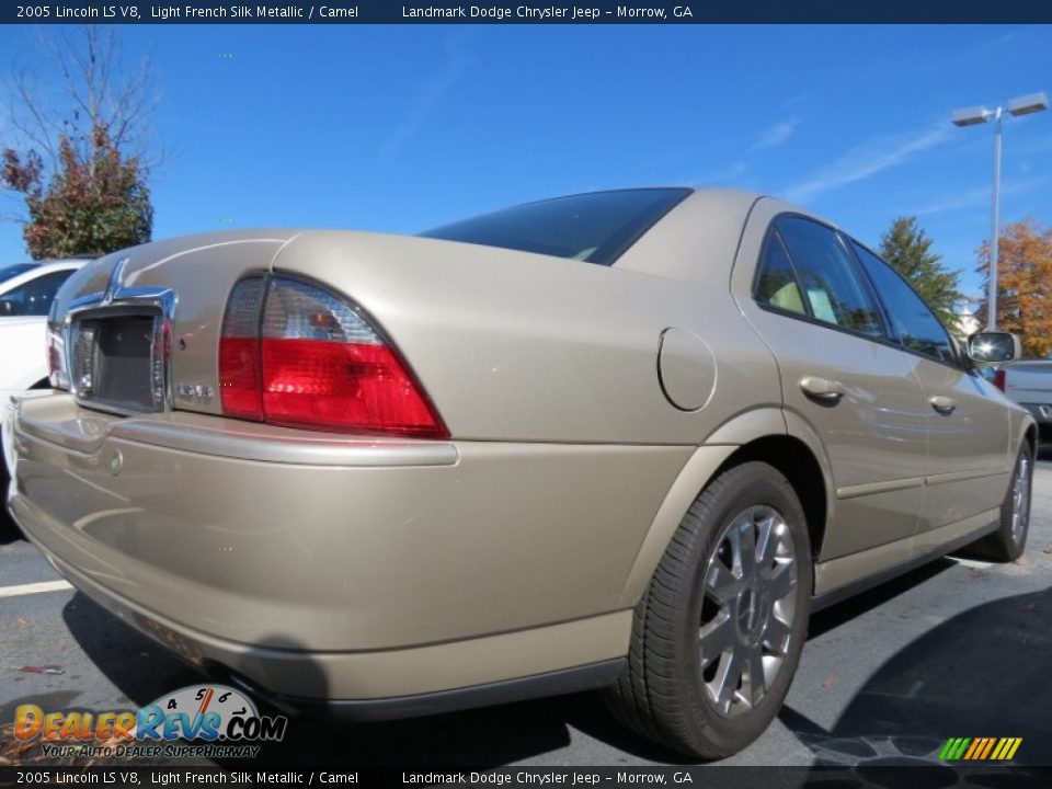 2005 Lincoln LS V8 Light French Silk Metallic / Camel Photo #3