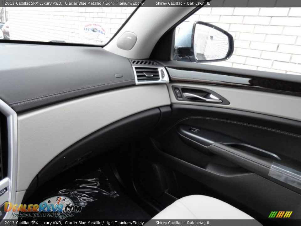 2013 Cadillac SRX Luxury AWD Glacier Blue Metallic / Light Titanium/Ebony Photo #21