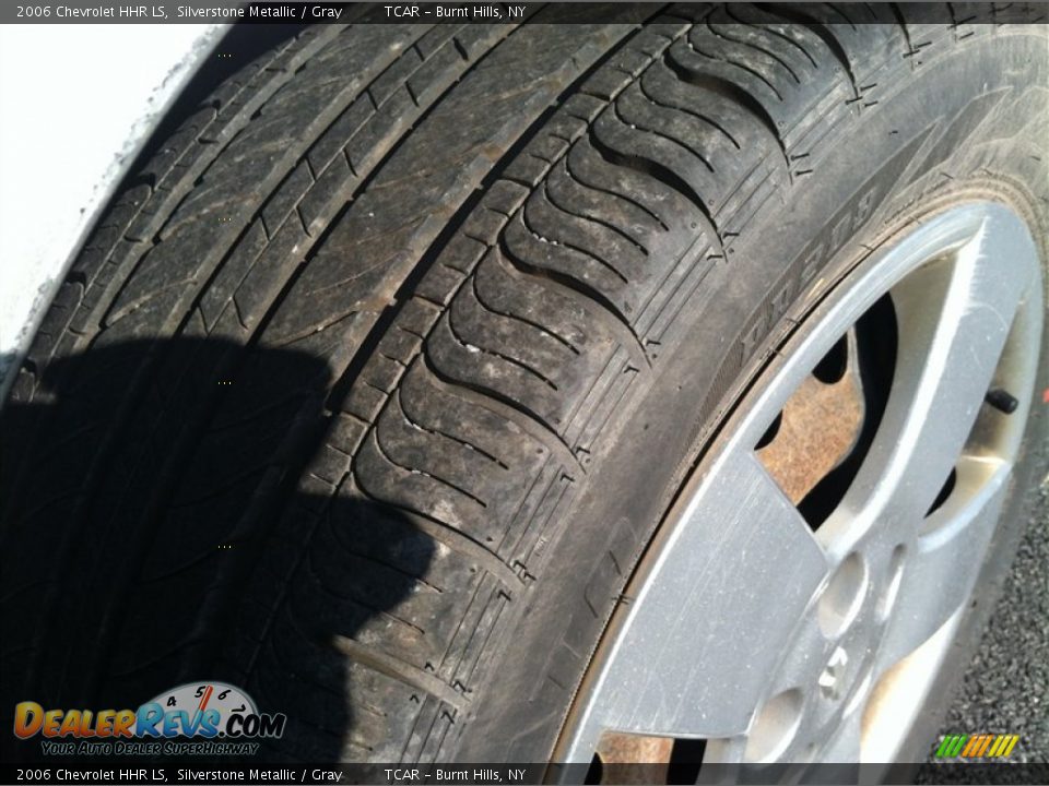 2006 Chevrolet HHR LS Silverstone Metallic / Gray Photo #2