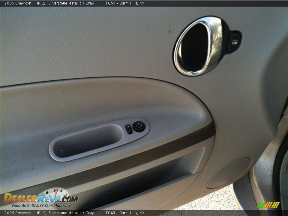 2006 Chevrolet HHR LS Silverstone Metallic / Gray Photo #8