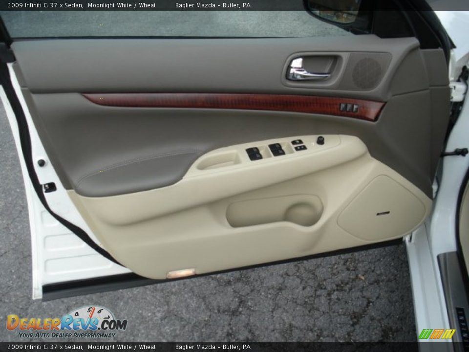 2009 Infiniti G 37 x Sedan Moonlight White / Wheat Photo #12