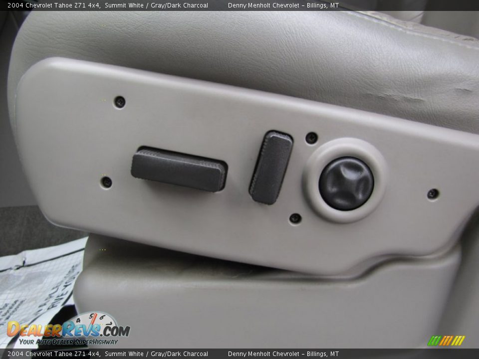 2004 Chevrolet Tahoe Z71 4x4 Summit White / Gray/Dark Charcoal Photo #18