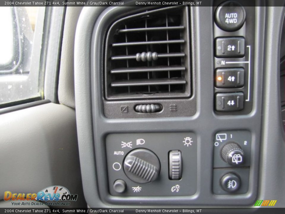 2004 Chevrolet Tahoe Z71 4x4 Summit White / Gray/Dark Charcoal Photo #20