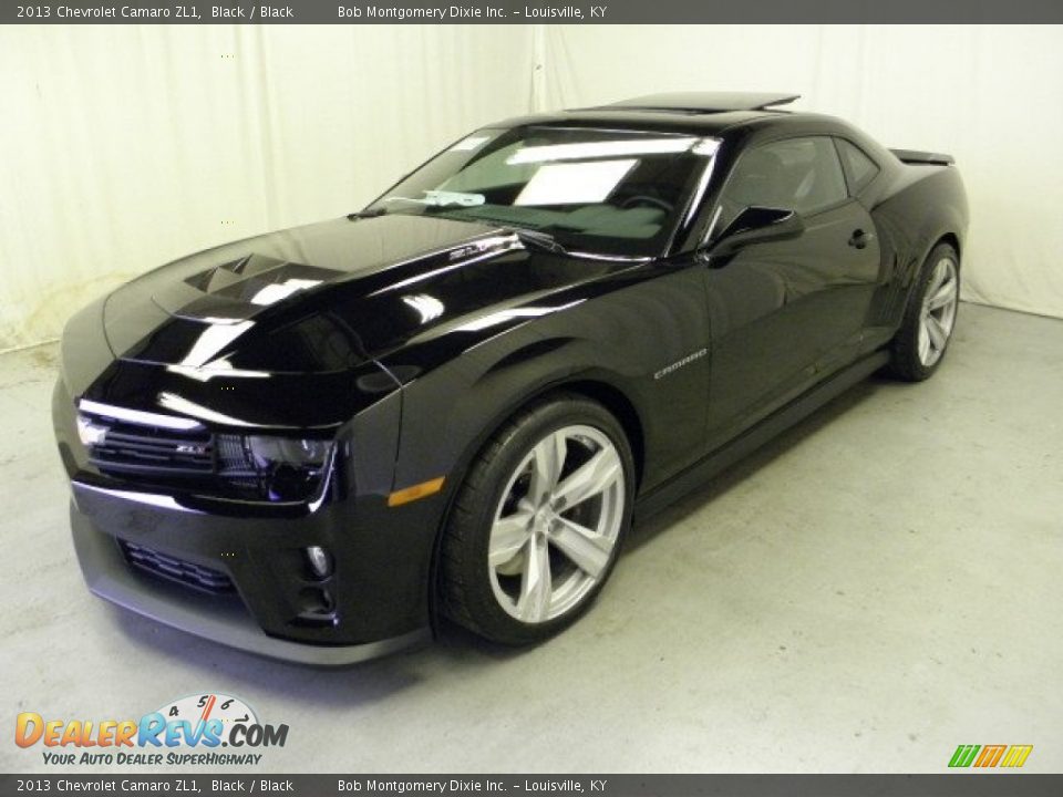 Front 3/4 View of 2013 Chevrolet Camaro ZL1 Photo #3