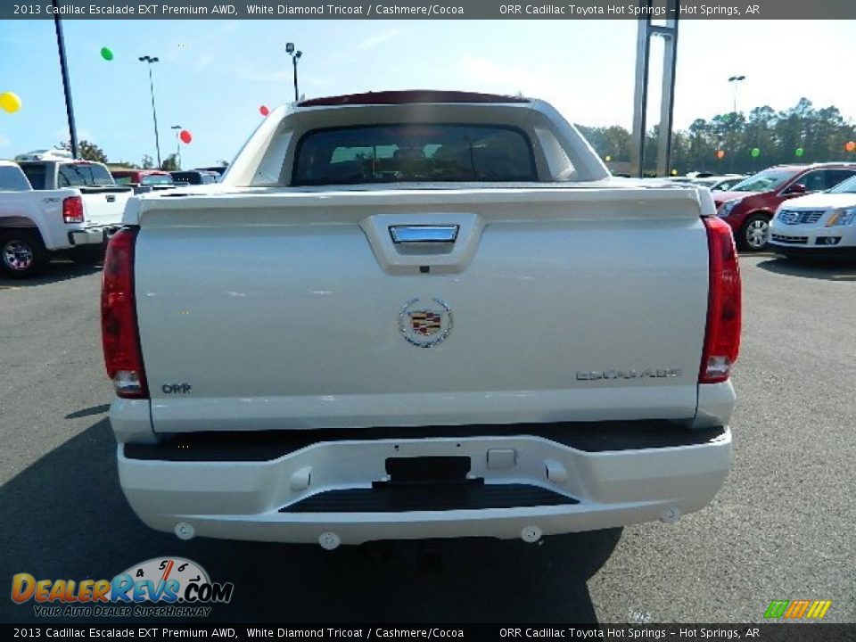 2013 Cadillac Escalade EXT Premium AWD White Diamond Tricoat / Cashmere/Cocoa Photo #4