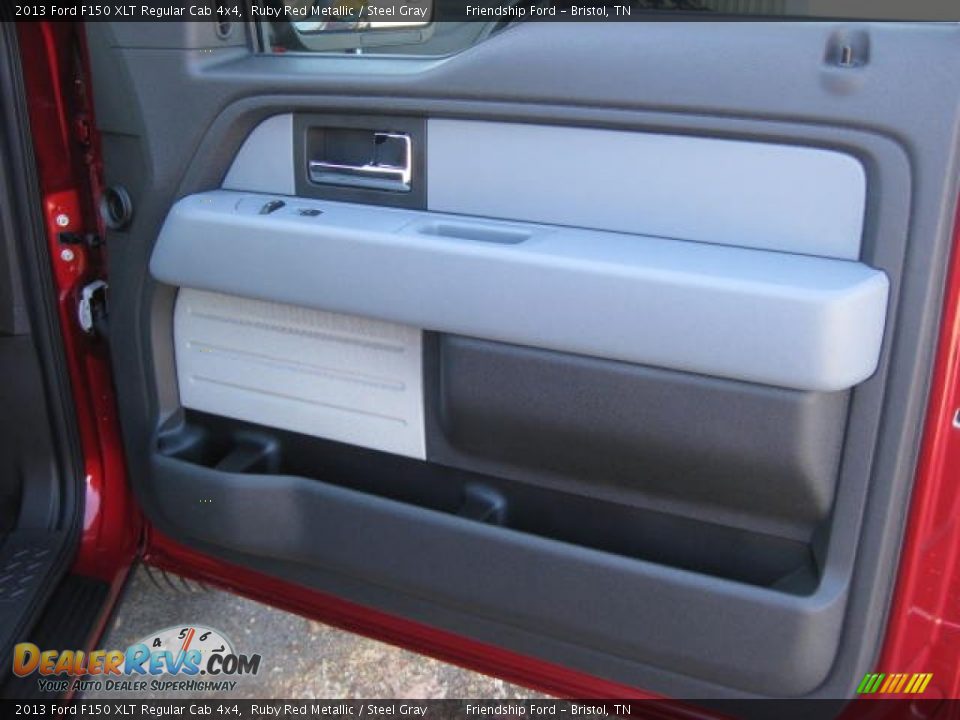 Door Panel of 2013 Ford F150 XLT Regular Cab 4x4 Photo #16