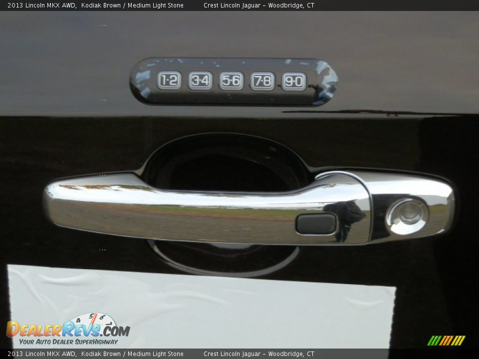 2013 Lincoln MKX AWD Kodiak Brown / Medium Light Stone Photo #11