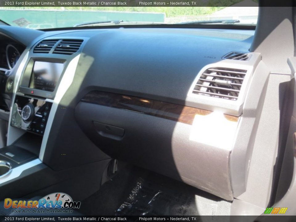 2013 Ford Explorer Limited Tuxedo Black Metallic / Charcoal Black Photo #15