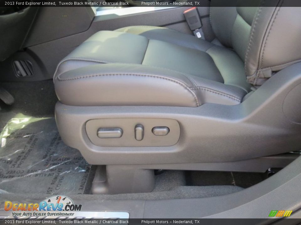 2013 Ford Explorer Limited Tuxedo Black Metallic / Charcoal Black Photo #25