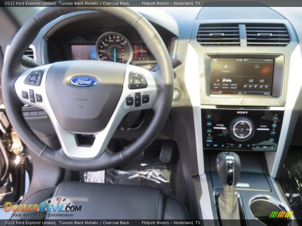 2013 Ford Explorer Limited Tuxedo Black Metallic / Charcoal Black Photo #27