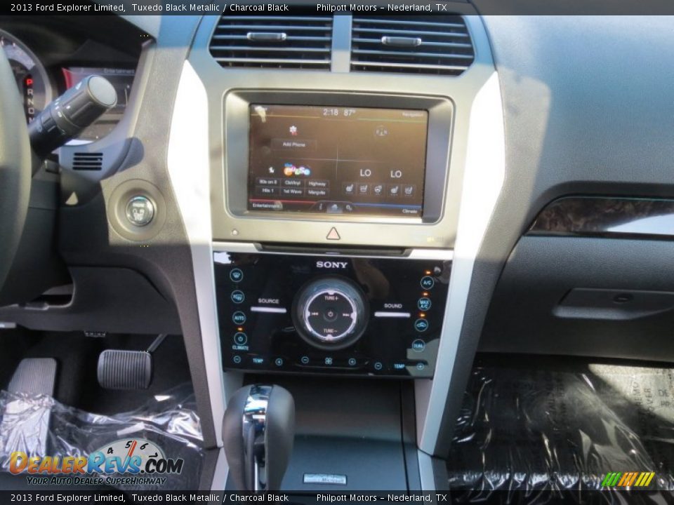 2013 Ford Explorer Limited Tuxedo Black Metallic / Charcoal Black Photo #28