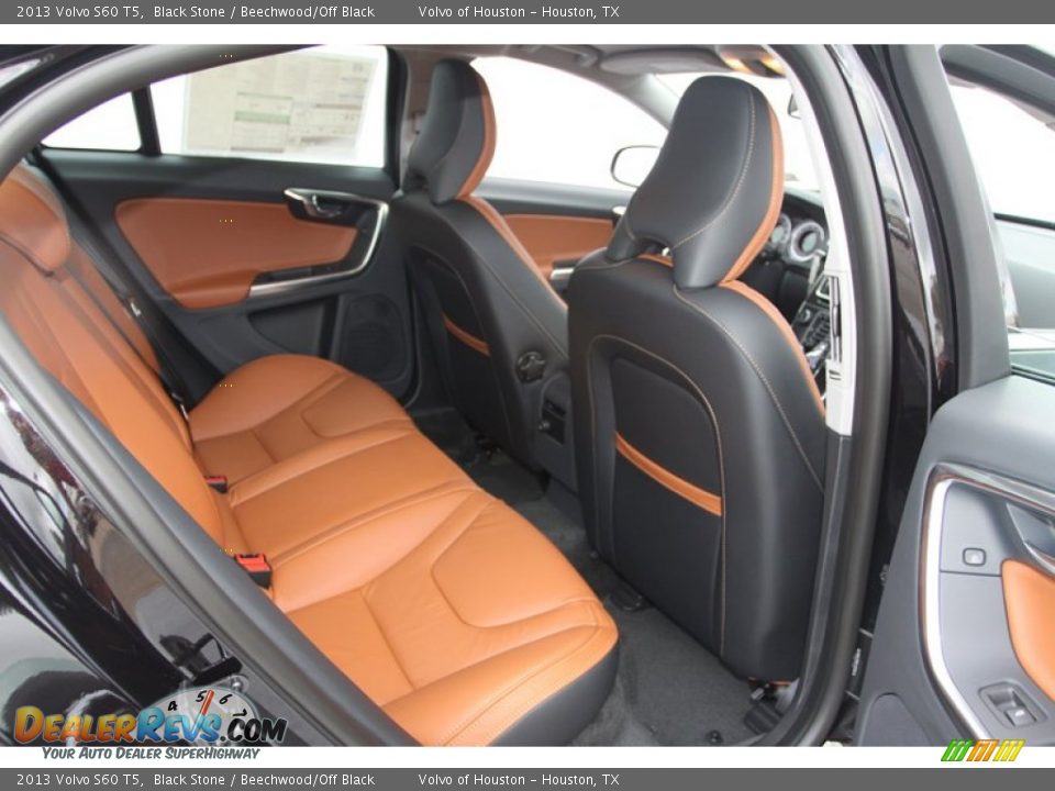 Rear Seat of 2013 Volvo S60 T5 Photo #21