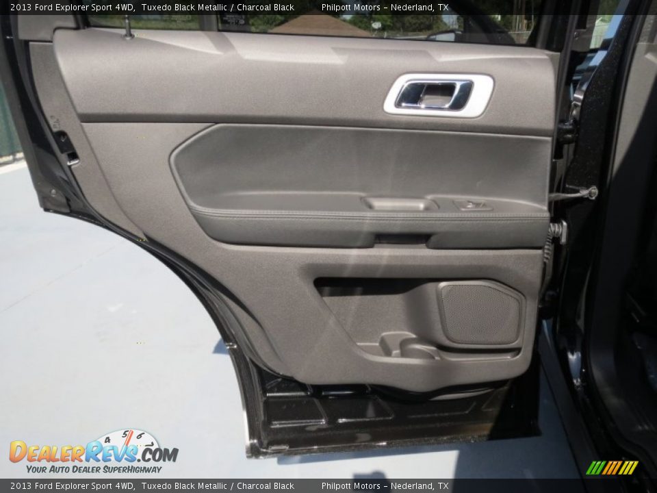 Door Panel of 2013 Ford Explorer Sport 4WD Photo #18