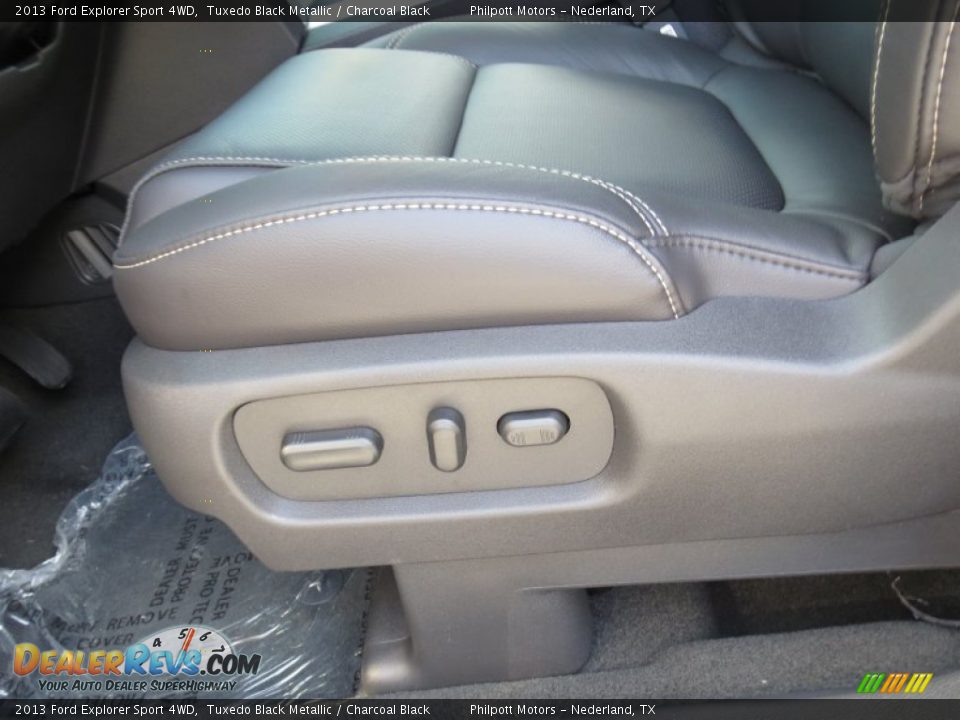 Controls of 2013 Ford Explorer Sport 4WD Photo #22