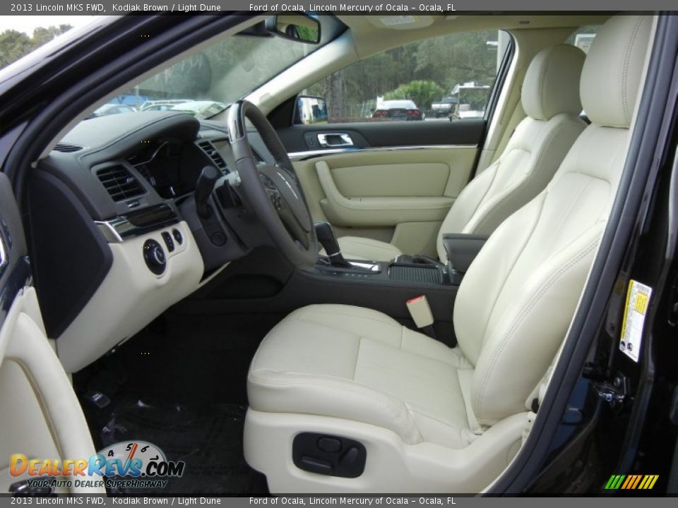 2013 Lincoln MKS FWD Kodiak Brown / Light Dune Photo #5
