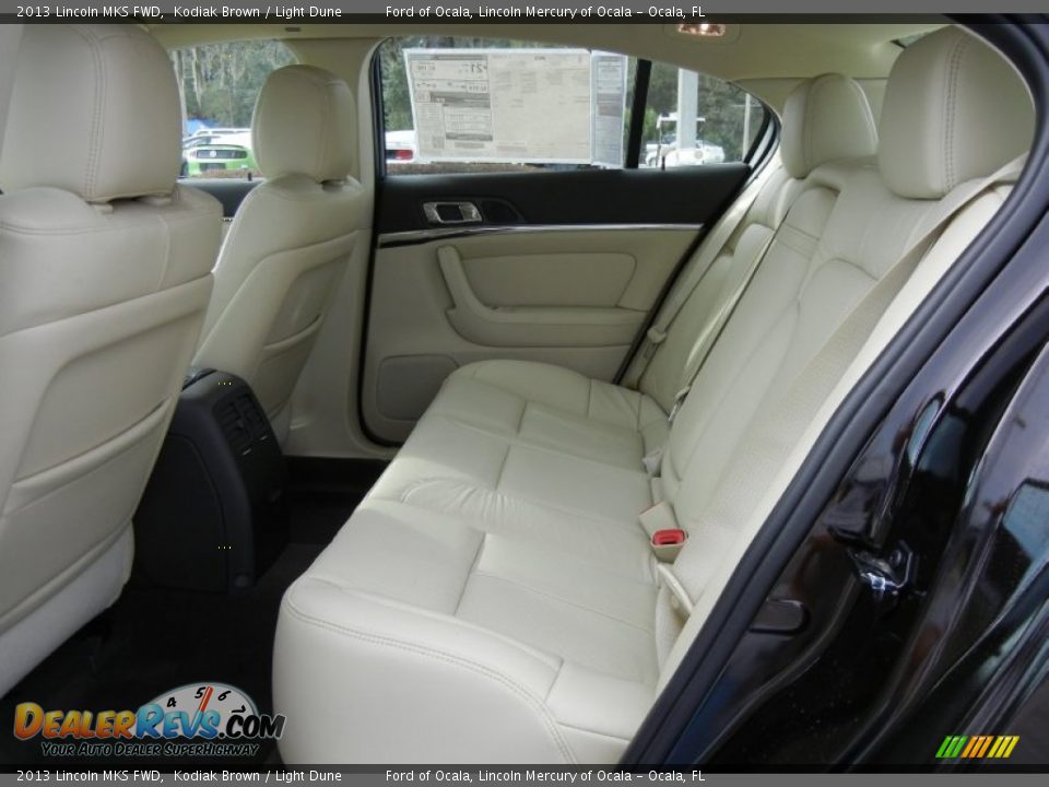 2013 Lincoln MKS FWD Kodiak Brown / Light Dune Photo #6