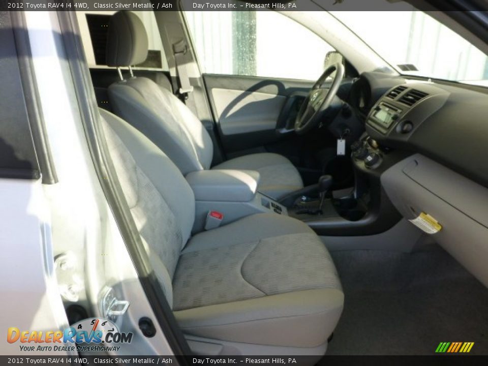 2012 Toyota RAV4 I4 4WD Classic Silver Metallic / Ash Photo #9