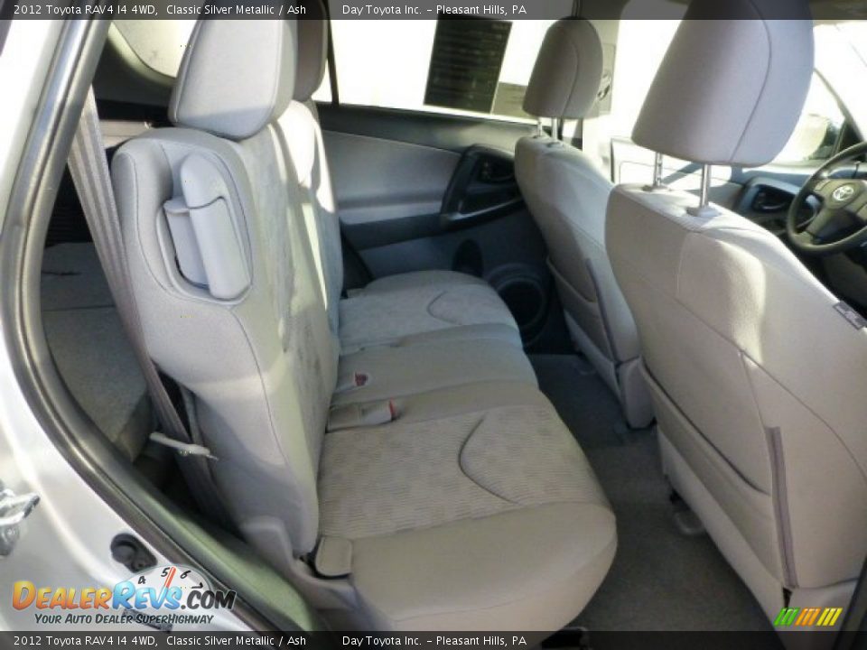 2012 Toyota RAV4 I4 4WD Classic Silver Metallic / Ash Photo #12