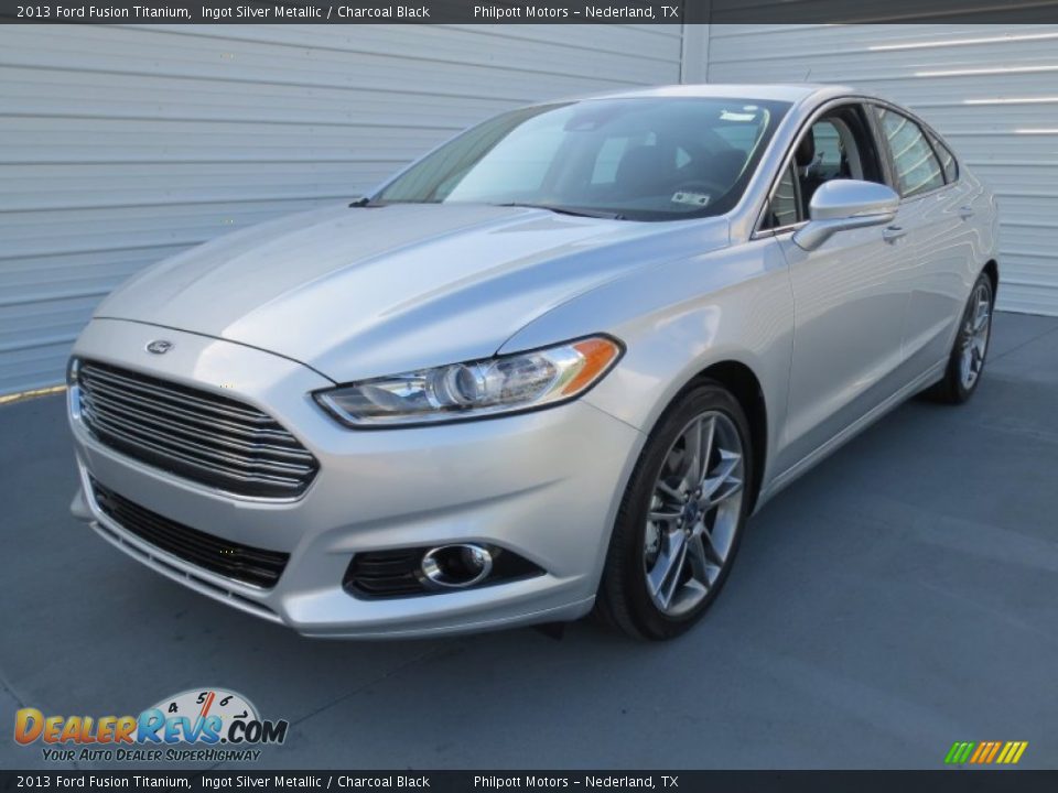 Front 3/4 View of 2013 Ford Fusion Titanium Photo #6