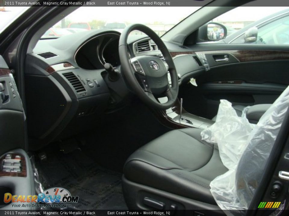 2011 Toyota Avalon Magnetic Gray Metallic / Black Photo #6