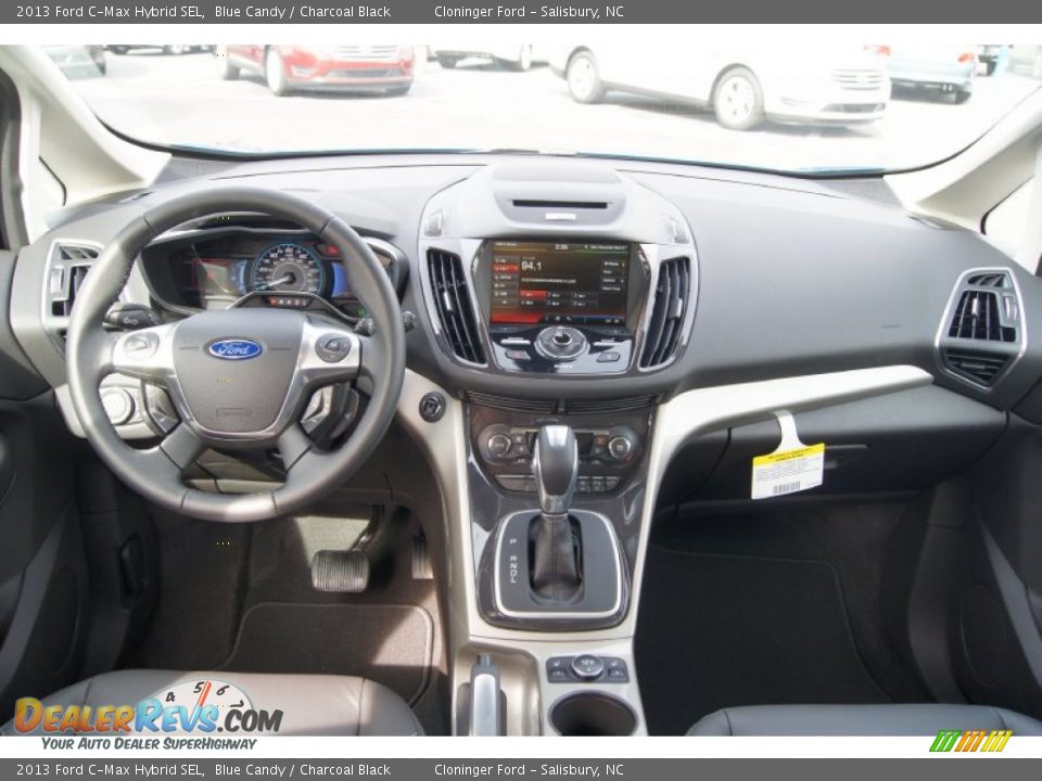 Dashboard of 2013 Ford C-Max Hybrid SEL Photo #29