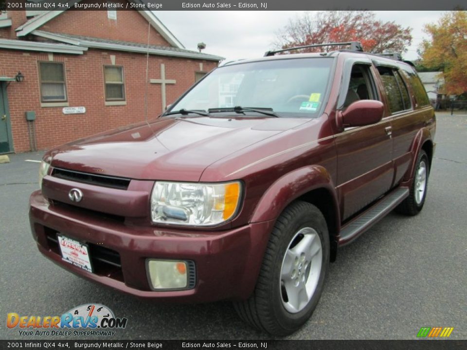Front 3/4 View of 2001 Infiniti QX4 4x4 Photo #2