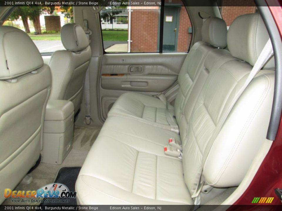 Rear Seat of 2001 Infiniti QX4 4x4 Photo #17