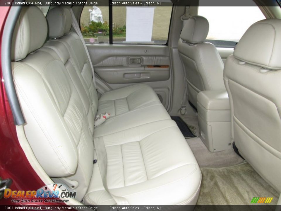 2001 Infiniti QX4 4x4 Burgundy Metallic / Stone Beige Photo #18