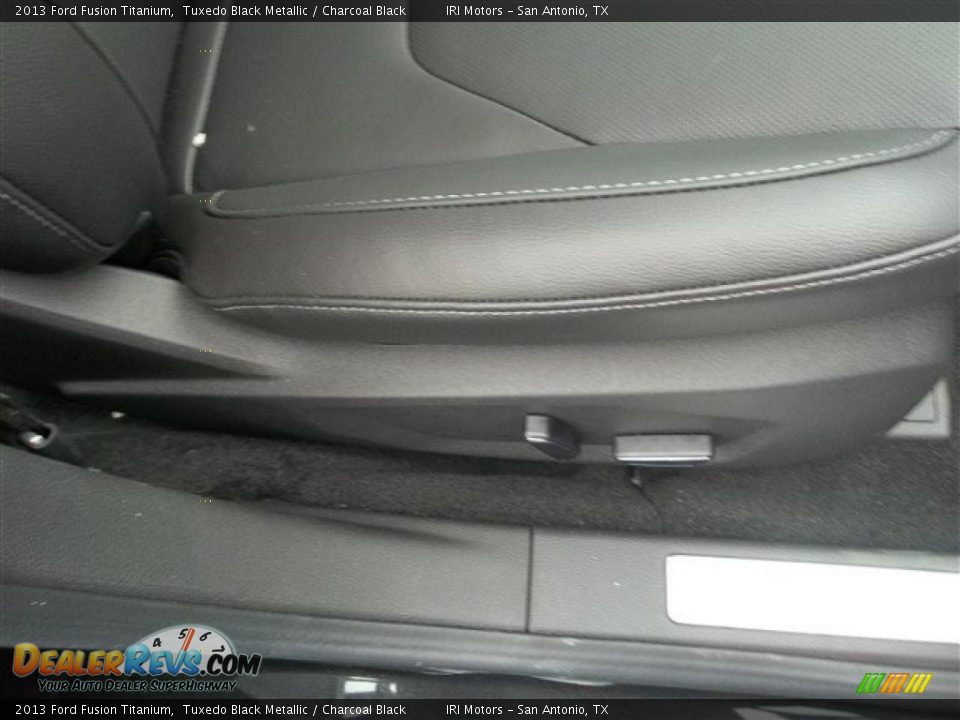 2013 Ford Fusion Titanium Tuxedo Black Metallic / Charcoal Black Photo #27