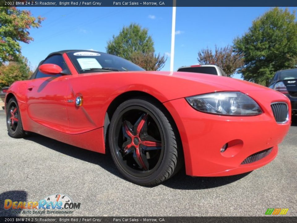 Front 3/4 View of 2003 BMW Z4 2.5i Roadster Photo #4